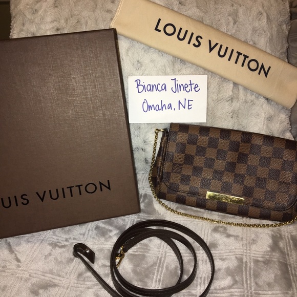 SOLD //Authentic Louis Vuitton Favorite PM in DE - Picture 1 of 8